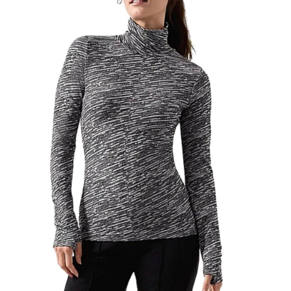 Athleta Womens Small Flurry Blizzard Seamless Turtleneck Long Sleeve
